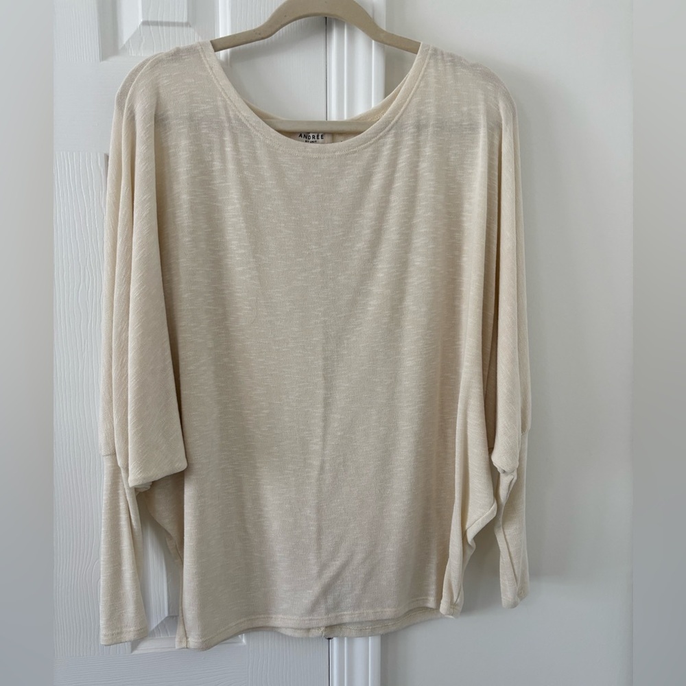 Andree by Unit Cream Women's Top